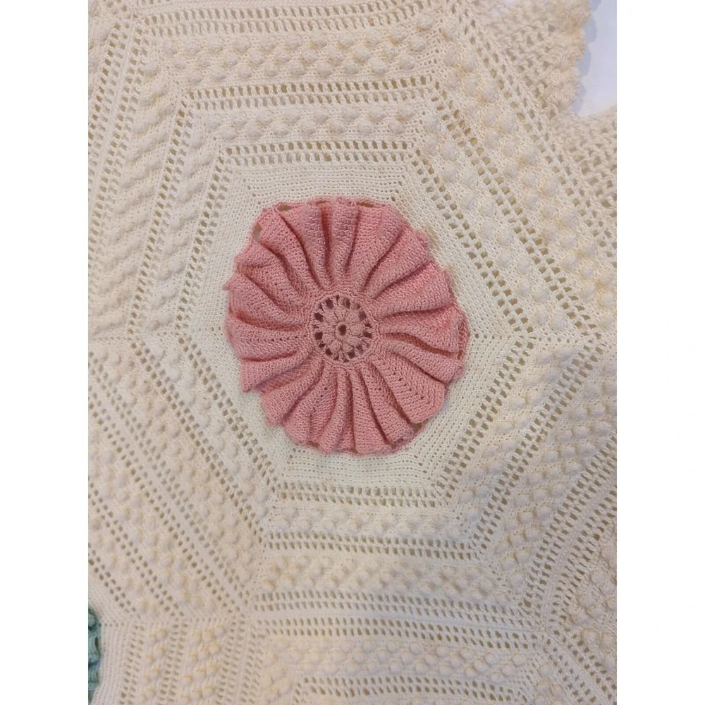Antique Gorgeous Vintage Crochet Knitted Bed Spread Coverlet Scalloped Edges F/Q